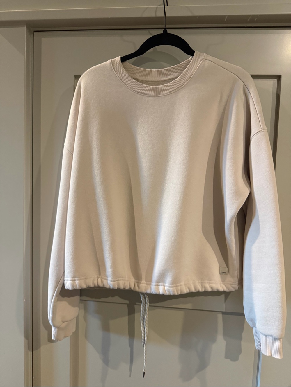 Vuori Restore Crew in beautiful “Bisque” color! Women’s Small. - Picture 6 of 7